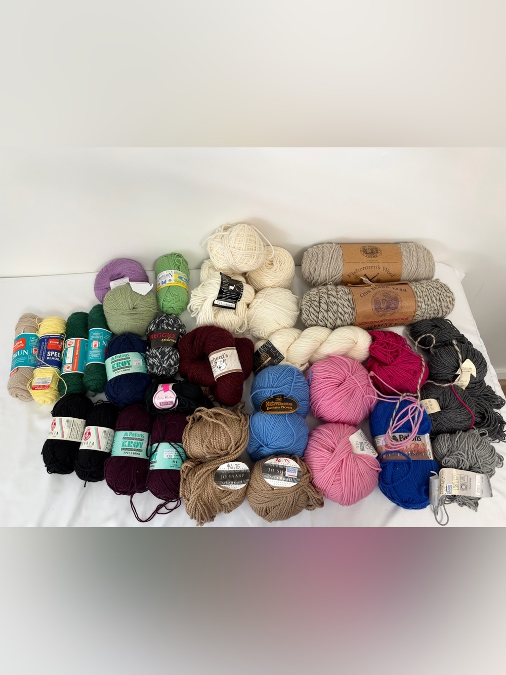 Large Mixed Lot Wool And Wool Blend Yarn Lions Cascade Vintage Modern 5 Pounds
